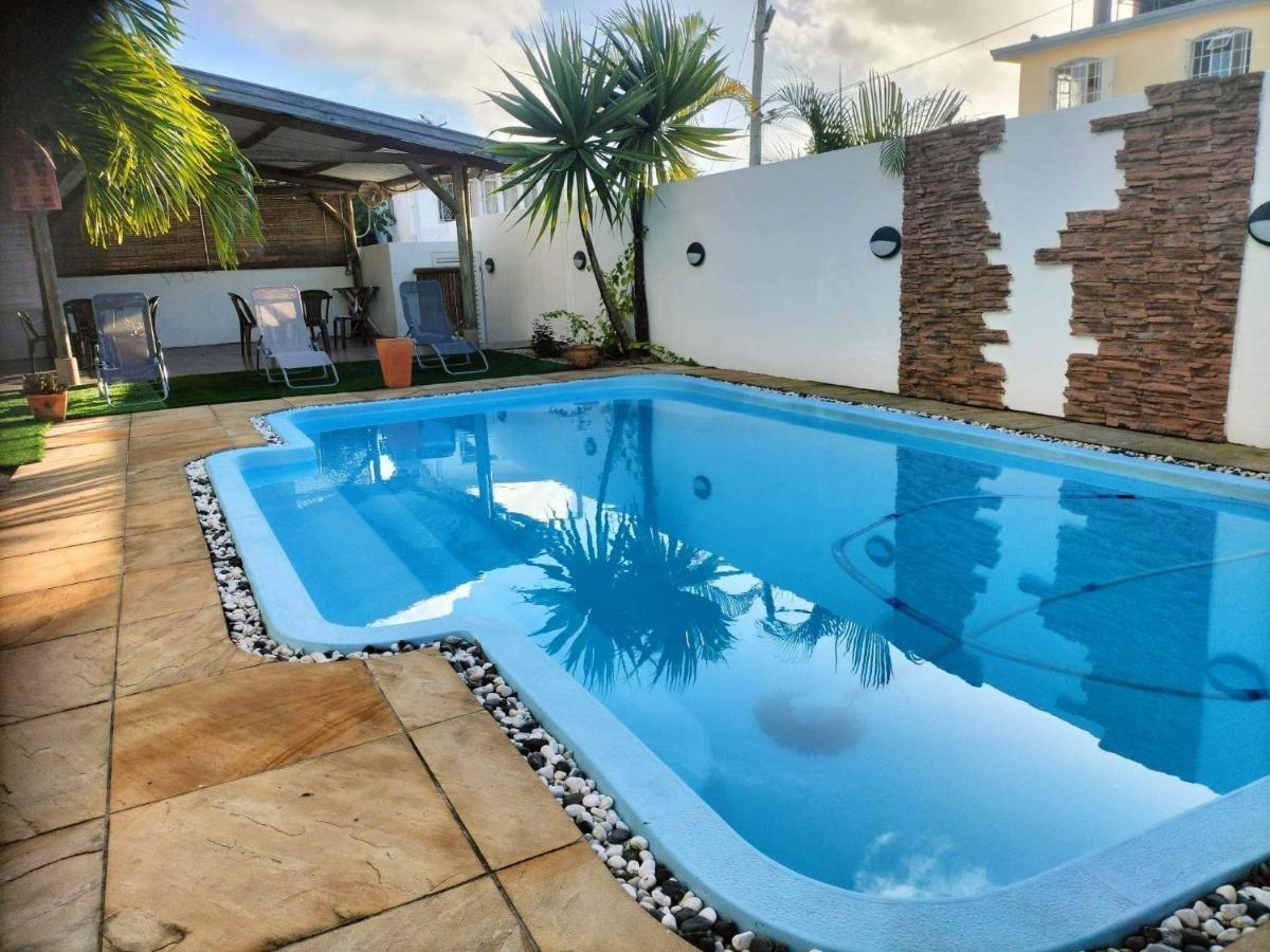 Le Binome Aparthotel Grand Baie Exterior foto
