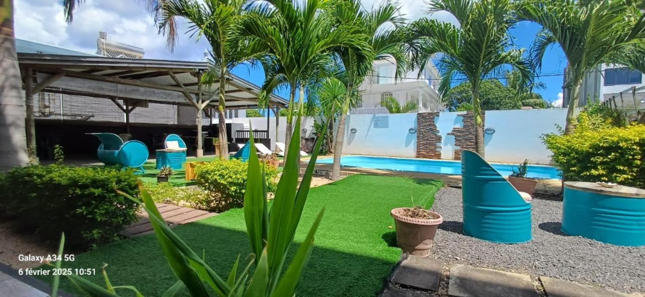 Le Binome Aparthotel Grand Baie Exterior foto